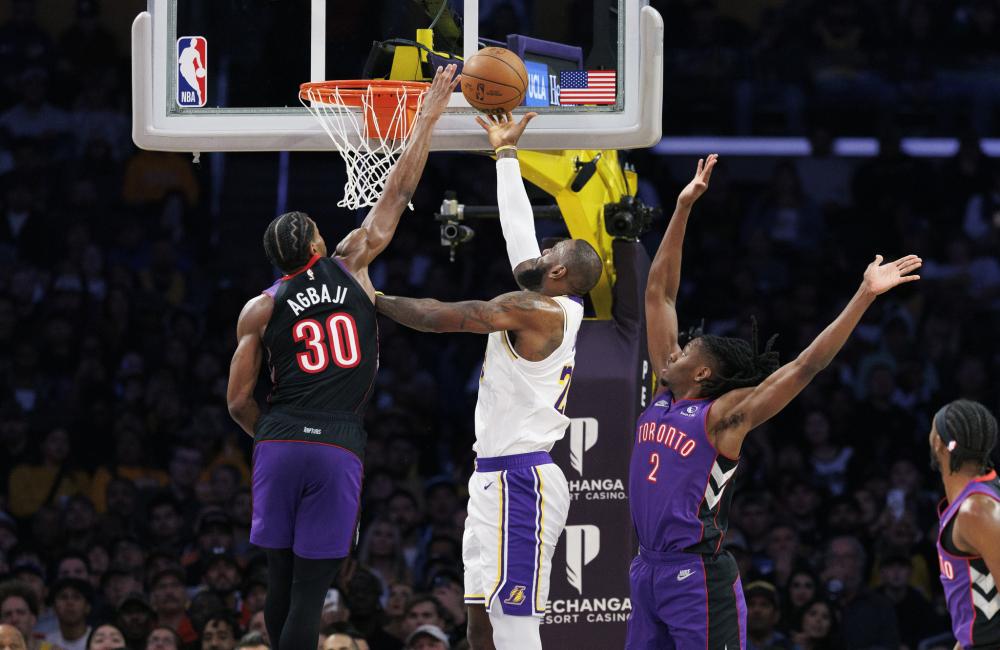 科莫在本赛 科莫在本赛