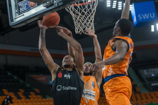 眼前一亮 眼前一亮