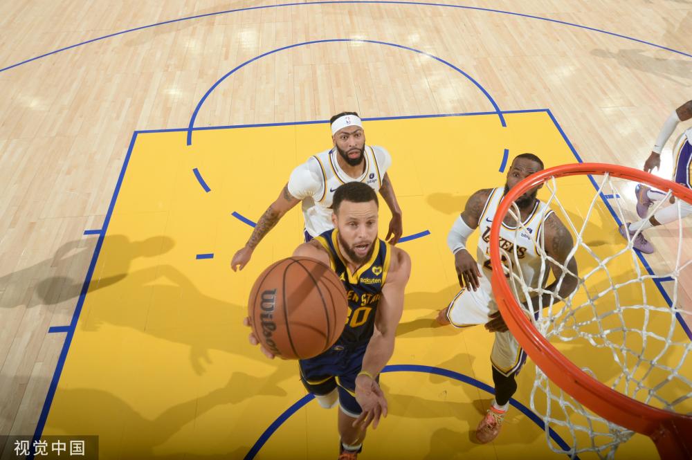 宣布辞职时 宣布辞职时